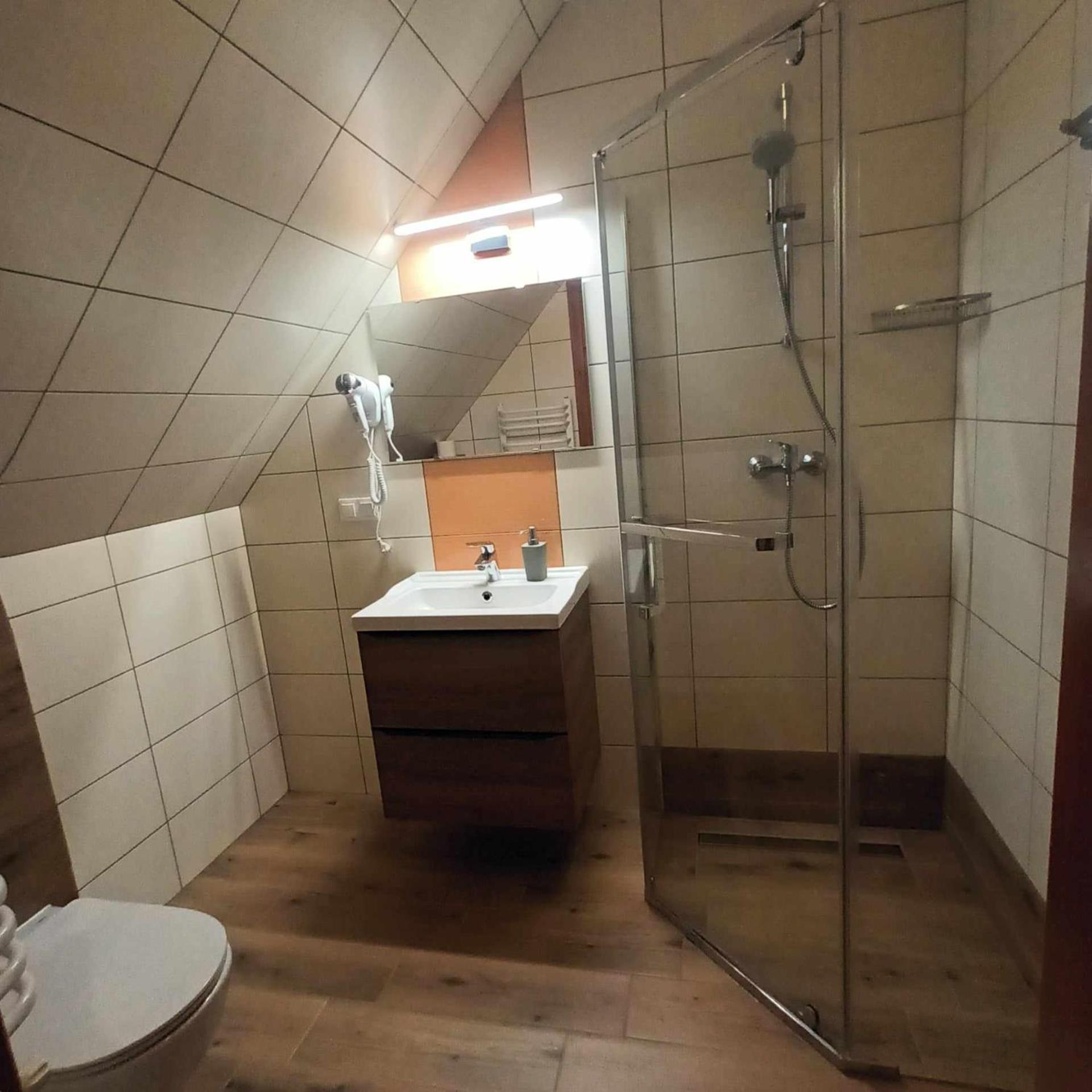 Pokoje Z Aneksami Kuchennymi U Wiktorii Sromowce Nizne Bagian luar foto
